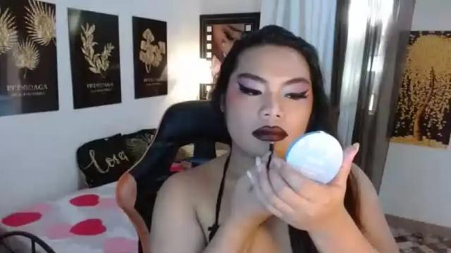 Image 12 of tsbrianabankhugecock Stream on Chaturbate on 1 month ago