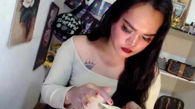 Image 3 of tscarmee Stream on Chaturbate on 13 months ago