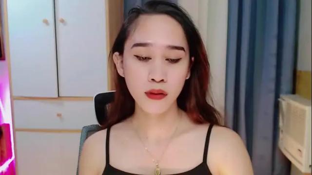 Image 3 of tsgiri_sassy Stream on Chaturbate on 19 months ago