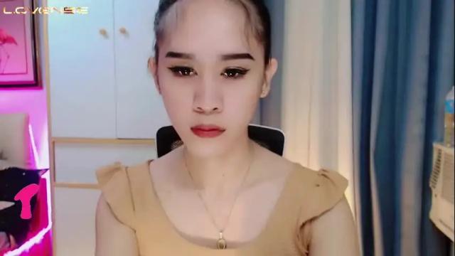 Image 2 of tsgiri_sassy Stream on Chaturbate on 19 months ago