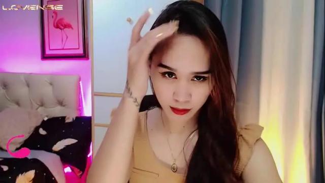 Image 4 of tsgiri_sassy Stream on Chaturbate on 19 months ago