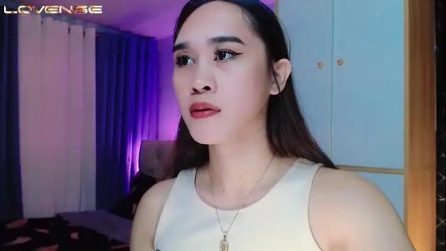 Image 2 of tsgiri_sassy Stream on Chaturbate on 18 months ago