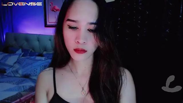 Image 4 of tsgiri_sassy Stream on Chaturbate on 17 months ago