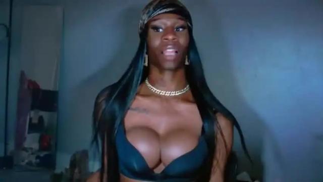 Image 6 of tshottieofficial Stream on Chaturbate on 16 months ago