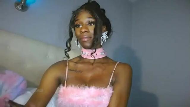 Image 2 of tshottieofficial Stream on Chaturbate on 15 months ago
