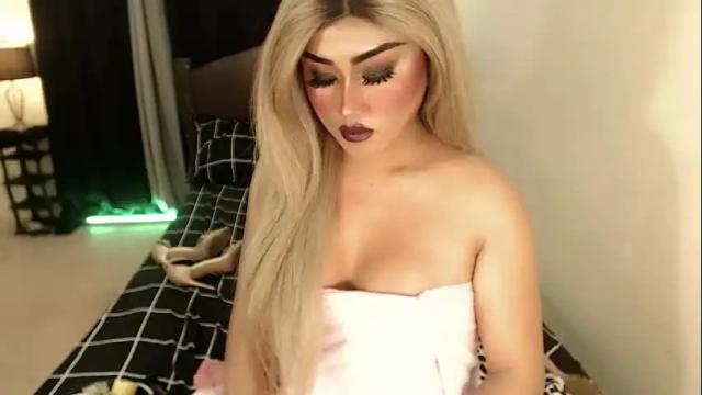Image 12 of tshugescock Stream on Chaturbate on 22 days ago
