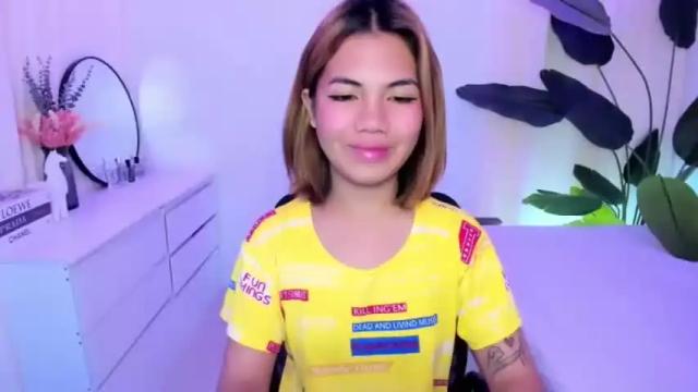 Image 3 of tsjasmine20 Stream on Chaturbate on 18 months ago