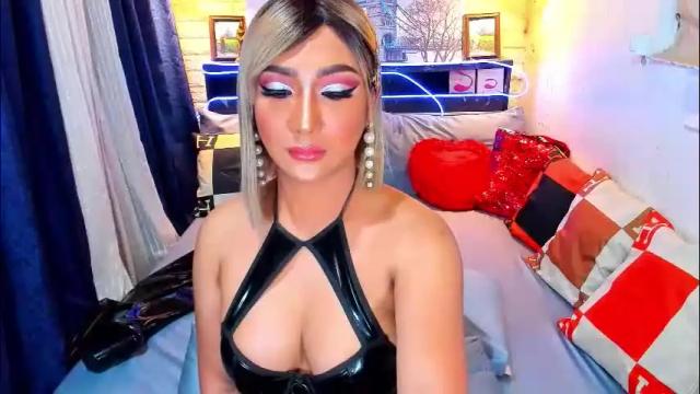 Image 8 of tsqueenporsha Stream on Chaturbate on 1 month ago