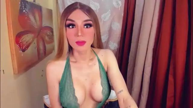 Image 8 of tsqueenselena Stream on Chaturbate on 2 months ago