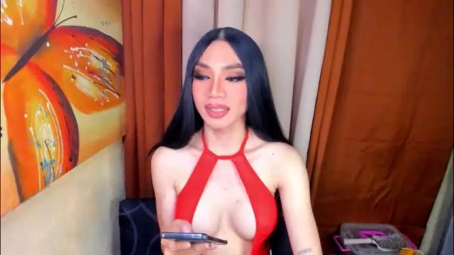 Image 8 of tsqueenselena Stream on Chaturbate on 29 days ago