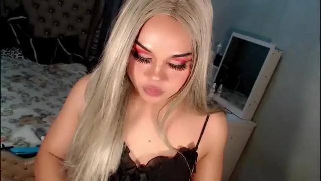 Image 12 of tsscarlett_xx Stream on Chaturbate on 2 months ago