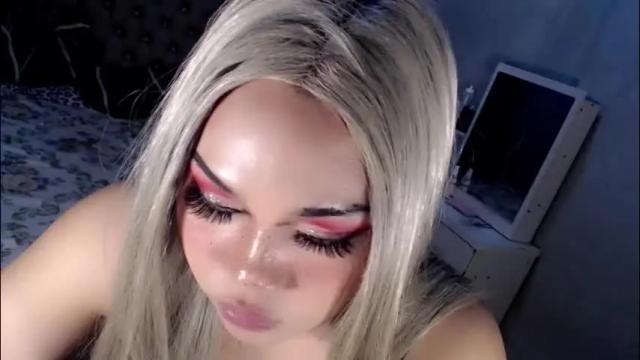 Image 4 of tsscarlett_xx Stream on Chaturbate on 2 months ago