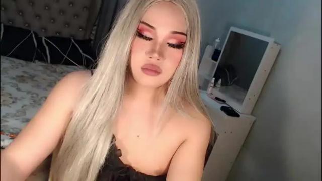 Image 2 of tsscarlett_xx Stream on Chaturbate on 2 months ago