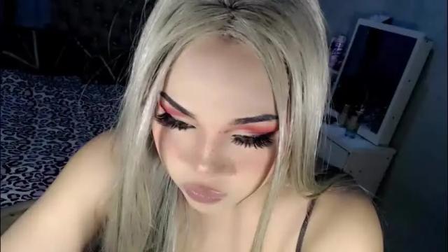 Image 7 of tsscarlett_xx Stream on Chaturbate on 1 month ago