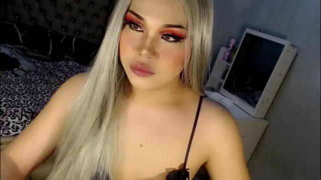 Image 8 of tsscarlett_xx Stream on Chaturbate on 27 days ago