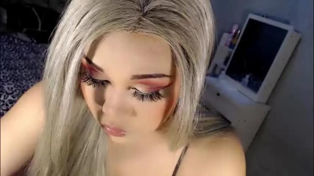 Image 3 of tsscarlett_xx Stream on Chaturbate on 24 days ago