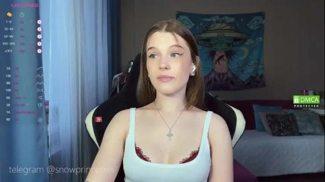 Image 4 of tsukuemi_no_mikoto Stream on Chaturbate on 3 months ago