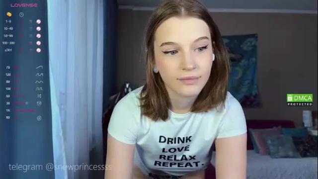 Image 4 of tsukuemi_no_mikoto Stream on Chaturbate on 3 months ago