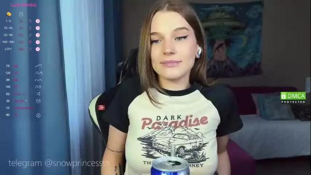 Image 7 of tsukuemi_no_mikoto Stream on Chaturbate on 3 months ago