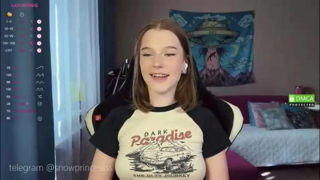 Image 11 of tsukuemi_no_mikoto Stream on Chaturbate on 2 months ago