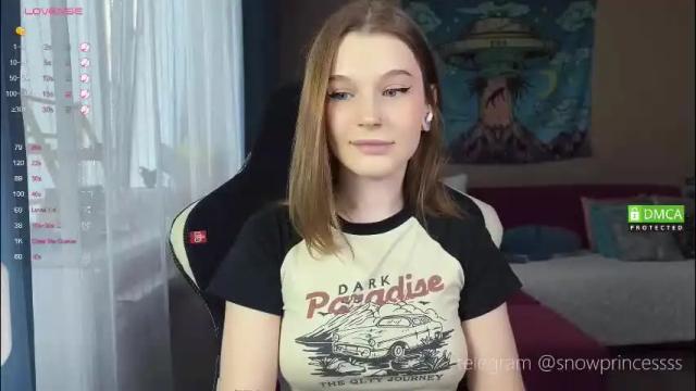 Image 7 of tsukuemi_no_mikoto Stream on Chaturbate on 27 days ago