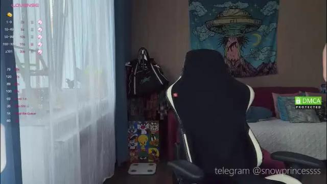 Image 8 of tsukuemi_no_mikoto Stream on Chaturbate on 27 days ago