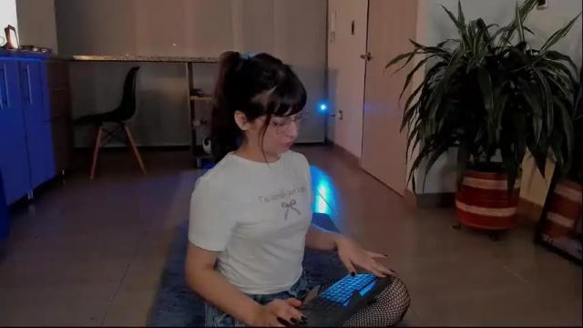 Image 2 of tsukys_spell Stream on Chaturbate on 1 month ago