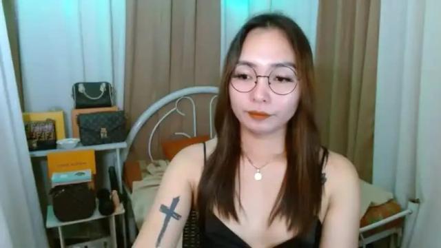 Image 7 of tsuncutangela Stream on Chaturbate on 18 months ago