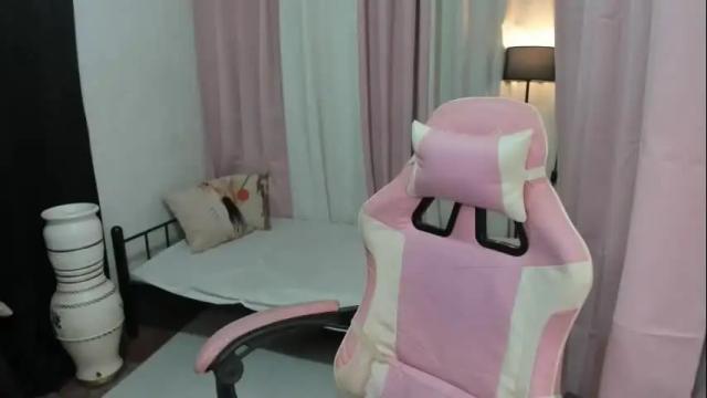 Image 10 of tsuncutmargauxx Stream on Chaturbate on 11 days ago