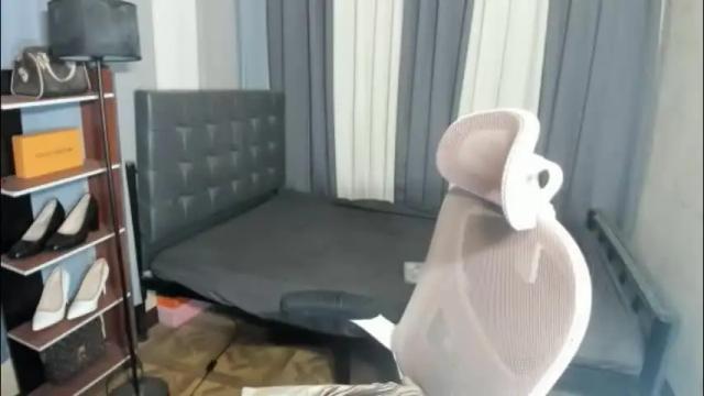 Image 4 of tsuncutmargauxx Stream on Chaturbate on 1 day ago