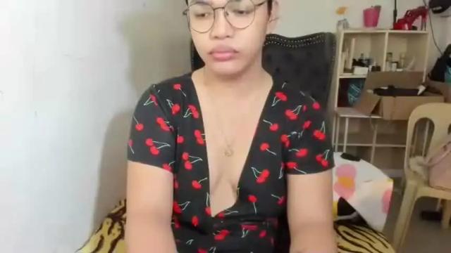 Image 3 of tsvanilla Stream on Chaturbate on 15 months ago