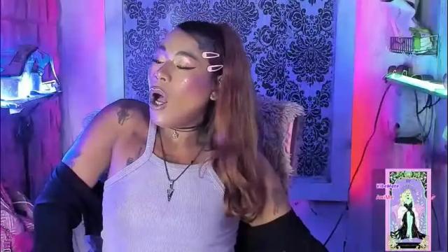 Image 3 of tsviolett Stream on Chaturbate on 2 months ago