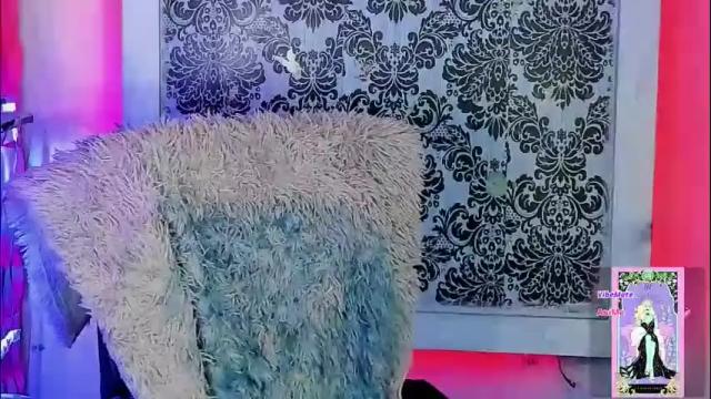 Image 3 of tsviolett Stream on Chaturbate on 1 month ago