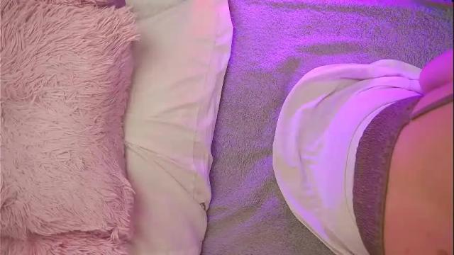 Image 6 of tu_julieta_gh Stream on Chaturbate on 1 month ago