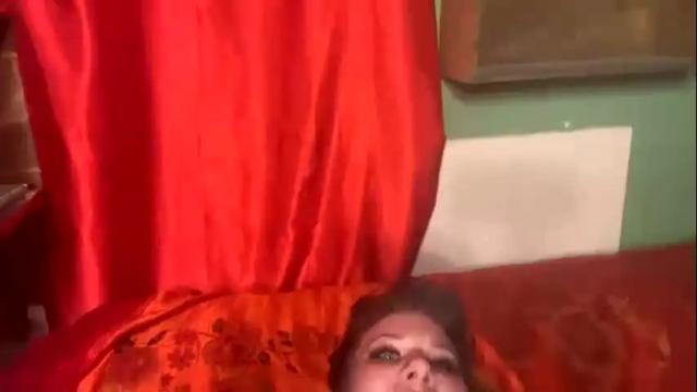 Image 3 of tuesdaywilde Stream on Chaturbate on 15 months ago