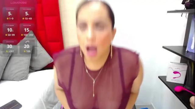 Image 4 of tugochita Stream on Chaturbate on 1 month ago