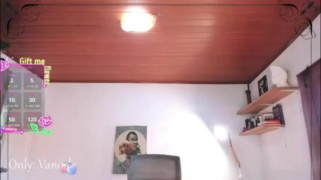 Image 8 of tulipa_ Stream on Chaturbate on 5 months ago