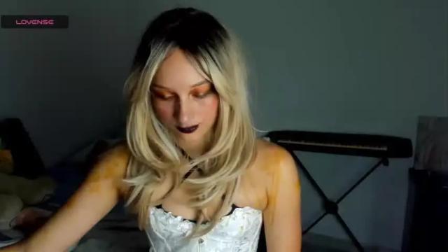 Thumbnail 1, tutyhot's Stream at Chaturbate, 18 months ago