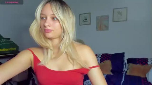 Image 10 of tutyhot Stream on Chaturbate on 12 months ago