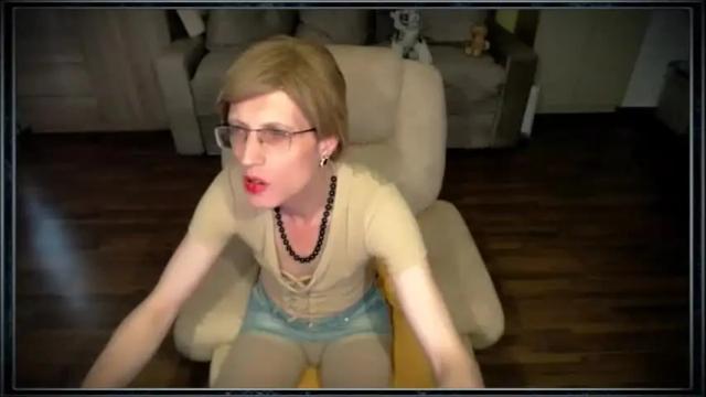 Image 3 of tvclementine Stream on Chaturbate on 18 days ago