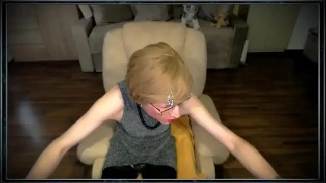 Image 6 of tvclementine Stream on Chaturbate on 15 days ago
