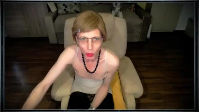 Image 3 of tvclementine Stream on Chaturbate on 13 days ago