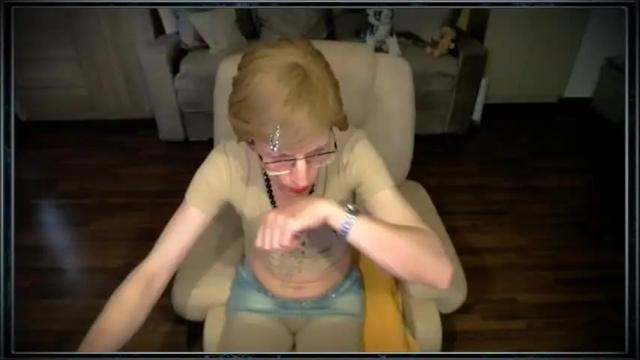 Image 12 of tvclementine Stream on Chaturbate on 5 days ago