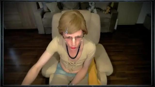 Image 3 of tvclementine Stream on Chaturbate on 5 days ago