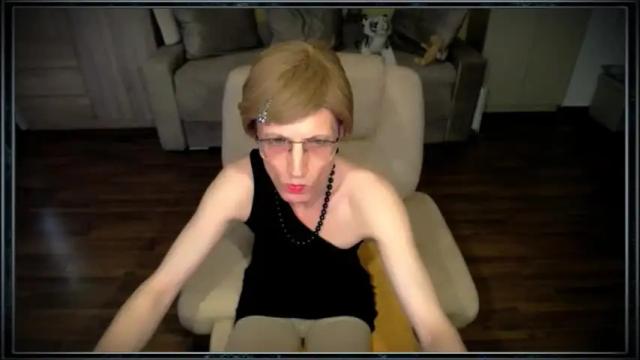 Image 2 of tvclementine Stream on Chaturbate on 1 day ago