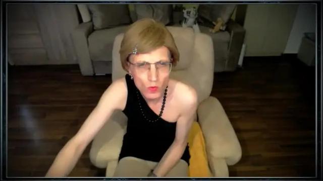 Image 4 of tvclementine Stream on Chaturbate on 1 day ago