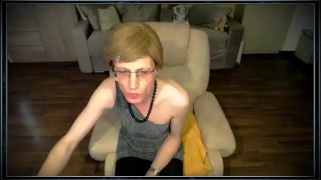 Image 4 of tvclementine Stream on Chaturbate on 2 months ago