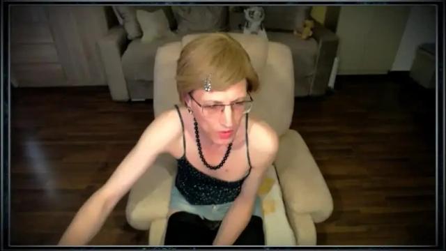 Image 11 of tvclementine Stream on Chaturbate on 1 month ago