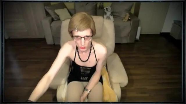 Image 3 of tvclementine Stream on Chaturbate on 1 month ago