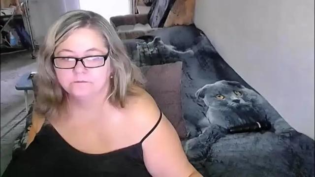 Image 2 of tviks Stream on Chaturbate on 1 month ago